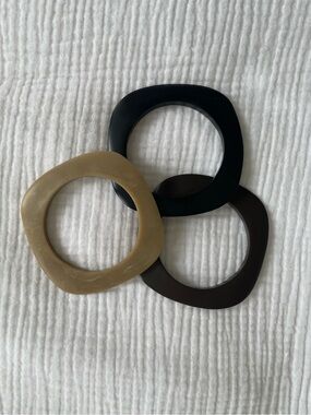 Set of 3 Organic-Shaped Resin Bangles - Black, Brown, Beige
